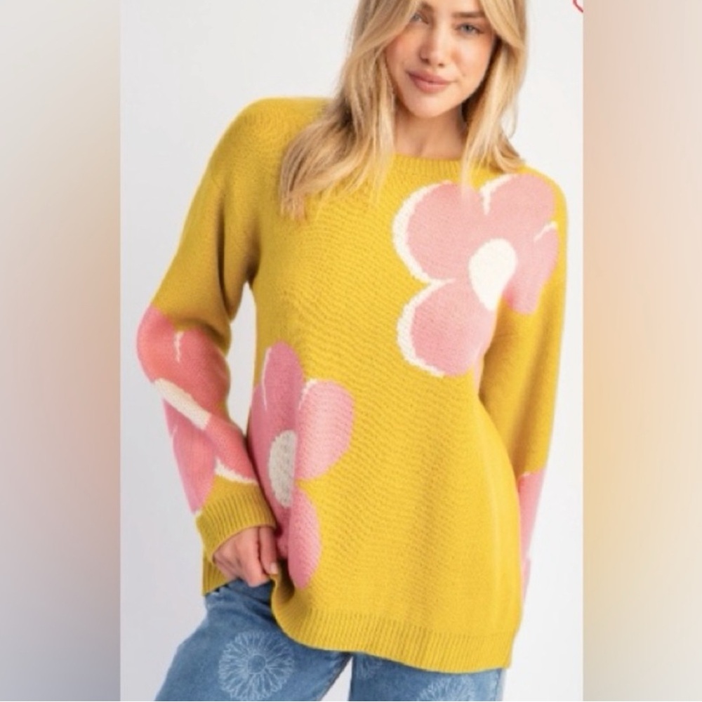 NWT EASEL FLOWER POWER OVERSIZED SWEATER - Picture 2 of 5